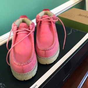 Pink work boots